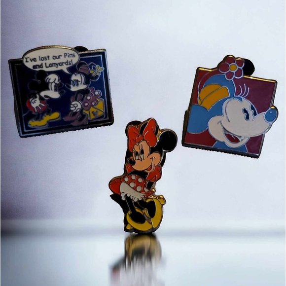 3 Disney Minnie Mouse Authentic Pintrading Pins 2003, 2005 - Picture 1 of 8